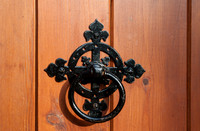 Knocker