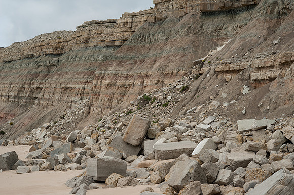 Luz cliffs