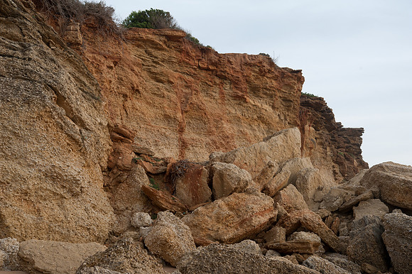 Oyster beds at Playa del Puerco