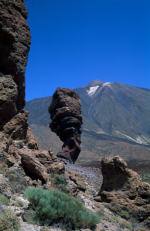Parque Nacional de las Canadas del Teide, erosion of lava, Tenerife